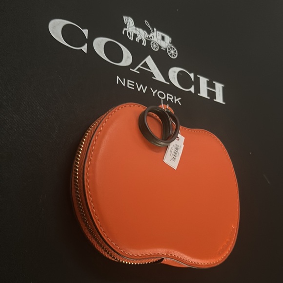 NWT COACH Halloween Pumpkin Zip Coin Card Case Purse Orange Leather CN002 - Picture 3 of 5